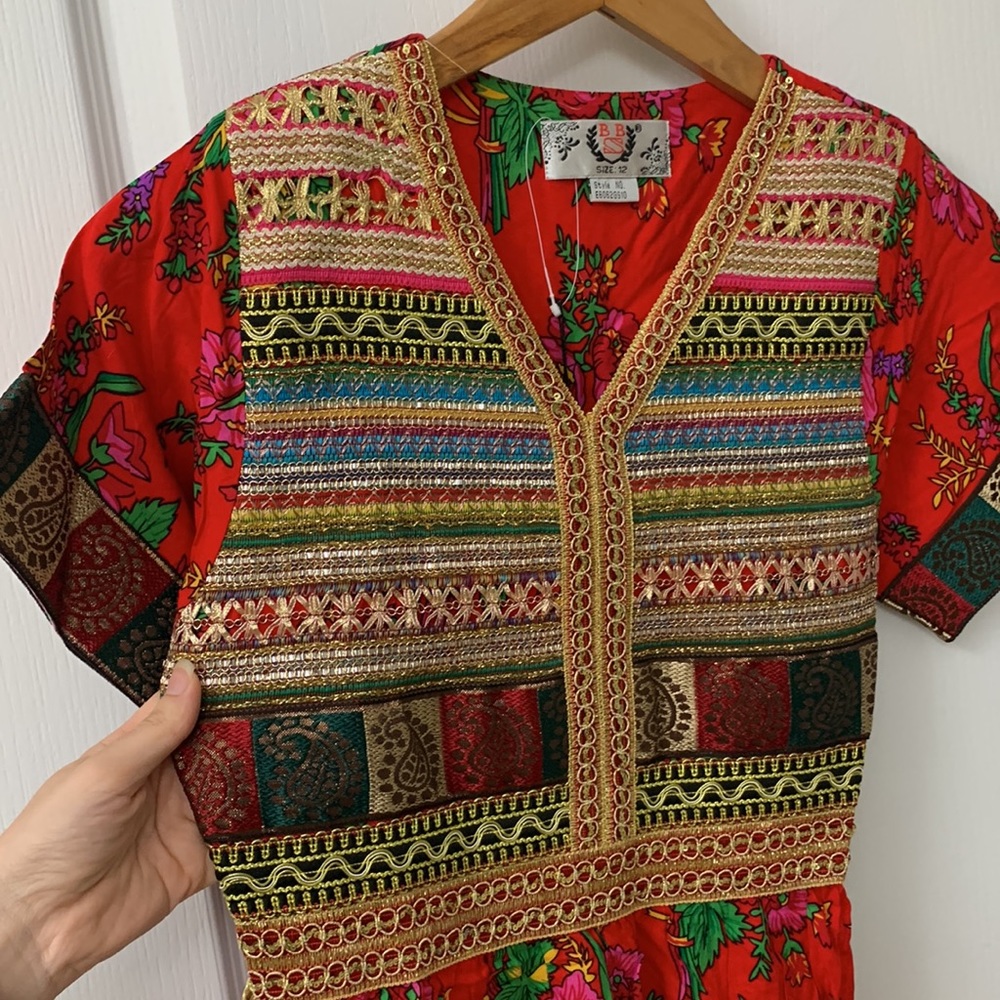 Colorful Floral Arab Traditional Embroidered Dress